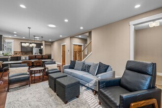 2333 NW Lolo Dr in Bend, OR - Building Photo - Building Photo