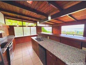 363 Lama Pl in Kailua, HI - Building Photo - Building Photo