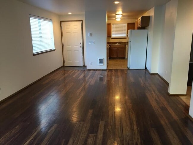 property at 938 SW Holden St