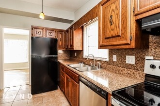 1812 Stone Rd in Midfield, AL - Building Photo - Building Photo