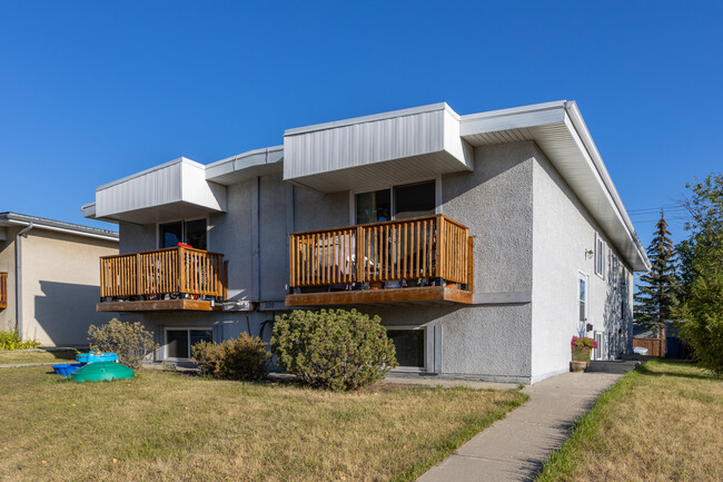 320 Southampton Dr SW