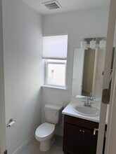 15077 Shady Palms Ln in Nokomis, FL - Building Photo - Building Photo