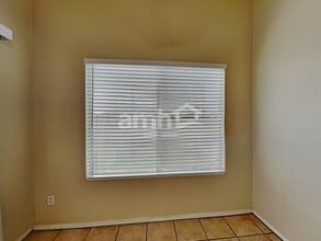 230 N Leoma Ct, Unit 1050 in Chandler, AZ - Building Photo - Building Photo