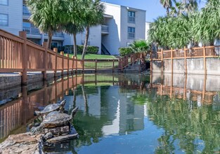7400 Jones Dr-Unit -1221 in Galveston, TX - Building Photo - Building Photo