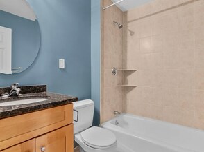 11 Woodlawn St, Unit 1 in Boston, MA - Building Photo - Building Photo