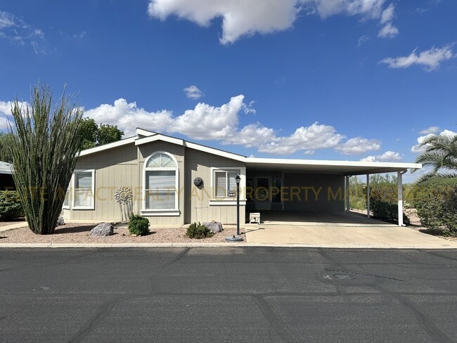 property at 3442 S White Gold Ave