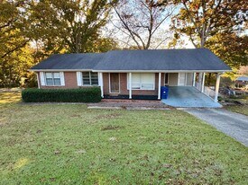 4500 Charles Ave in Anniston, AL - Building Photo