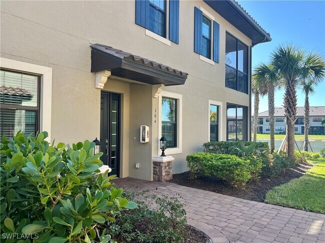 15257 Zeno Wy in Naples, FL - Foto de edificio - Building Photo
