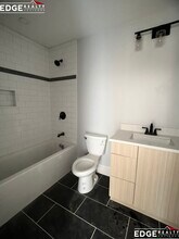 353 Market St, Unit 406 in Boston, MA - Building Photo - Building Photo
