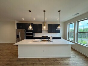 20972 Bluebird Sq in Countryside, VA - Building Photo - Building Photo