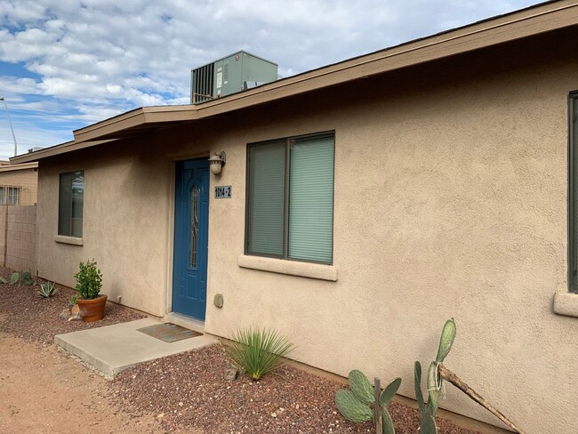 property at 1014 E Glenn St