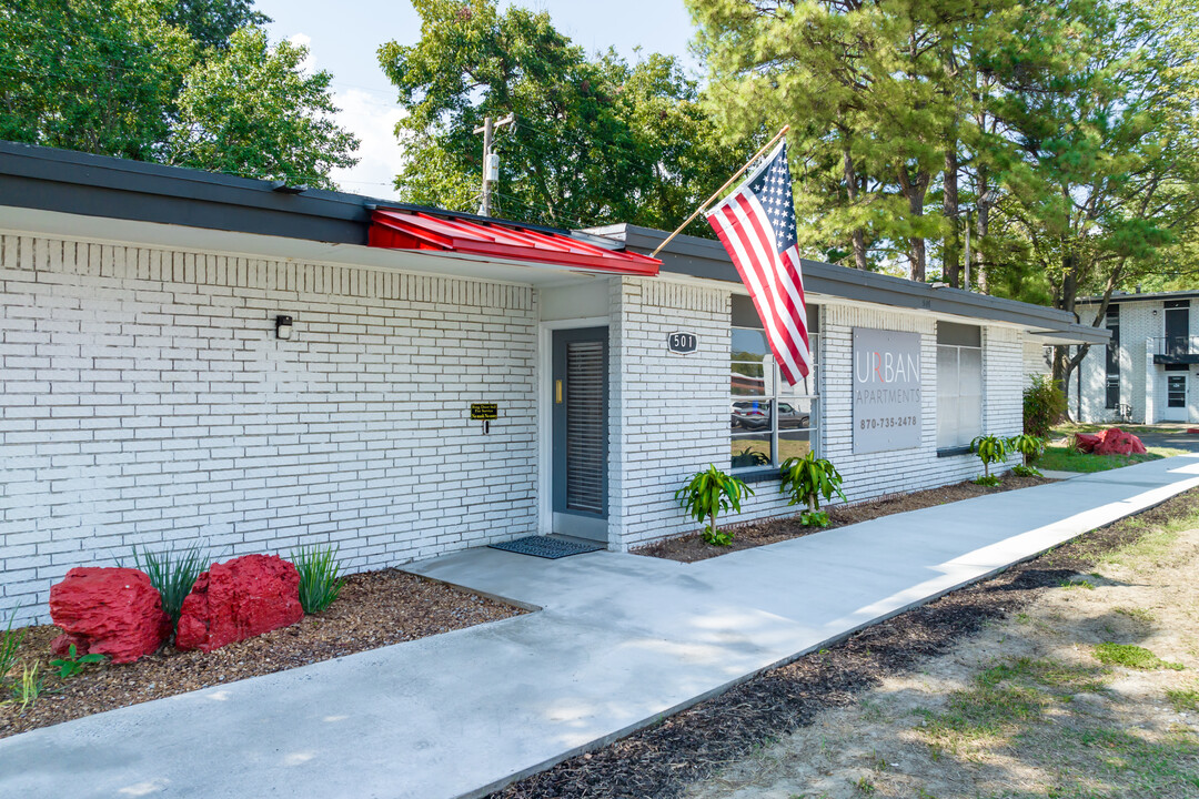 Memphis Urban Apartments in West Memphis, AR - Building Photo