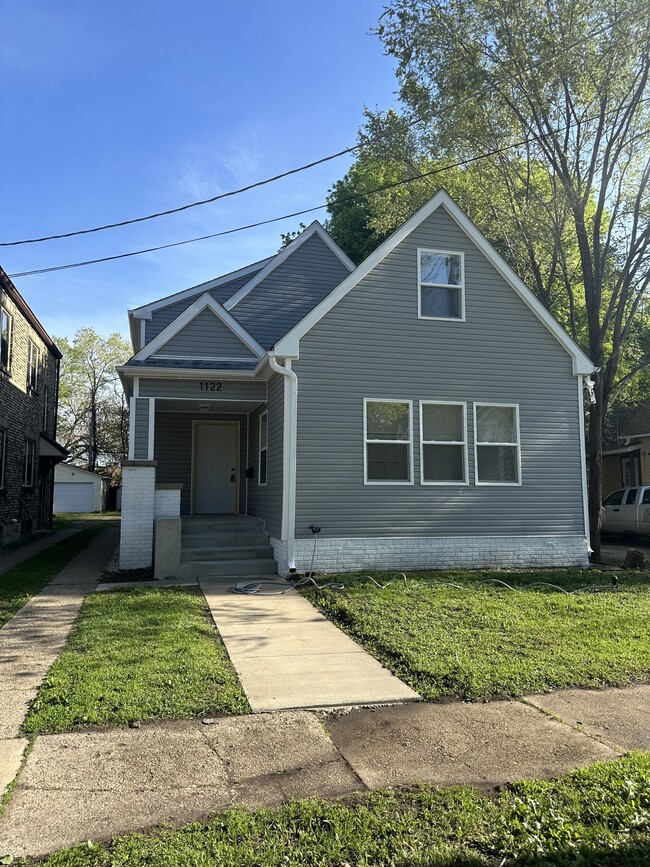 property at 1122 16th Ave
