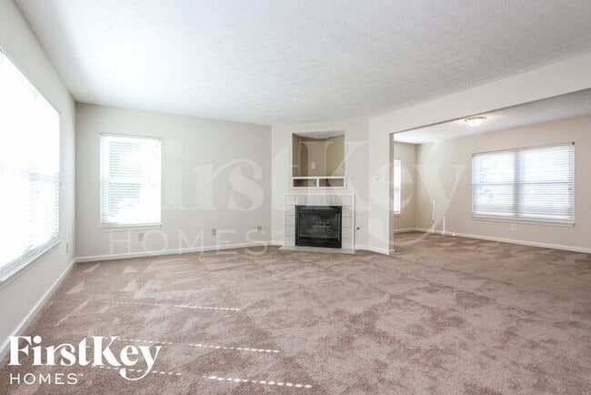 4352 Mahogany Dr in Greenwood, IN - Building Photo - Building Photo