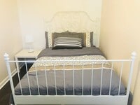 1835 Sigel St photo'