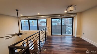 145 Neilson St in New Brunswick, NJ - Building Photo - Building Photo