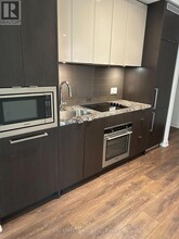 125-1125 Blue Jays Way in Toronto, ON - Building Photo - Building Photo
