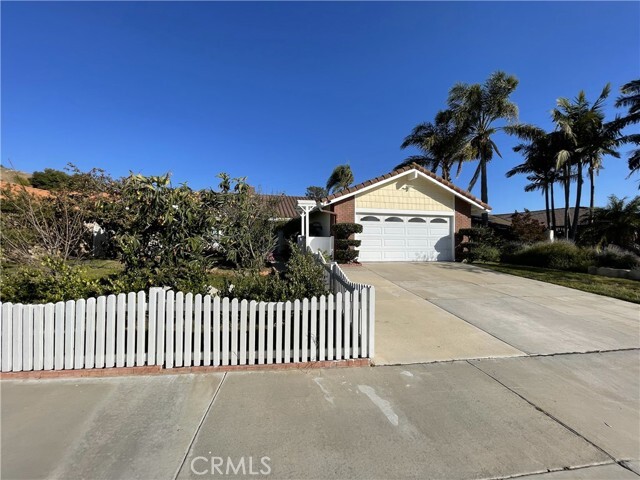 property at 916 Clear Creek Canyon Dr