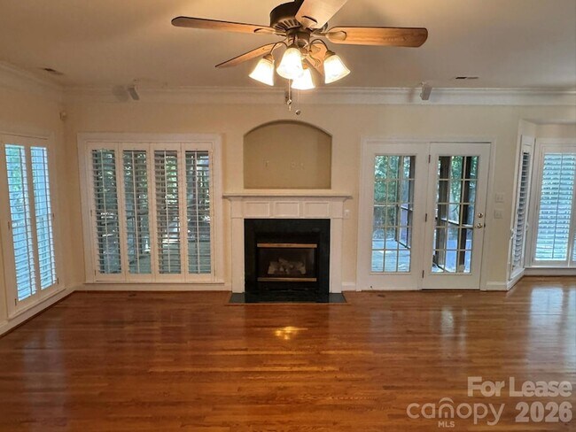 7127 Weddington Brook Dr in Matthews, NC - Foto de edificio - Building Photo