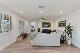 58179 Aragon Way in La Quinta, CA - Building Photo
