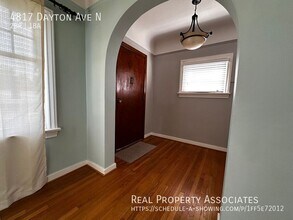 4817 Dayton Ave N in Seattle, WA - Building Photo - Building Photo
