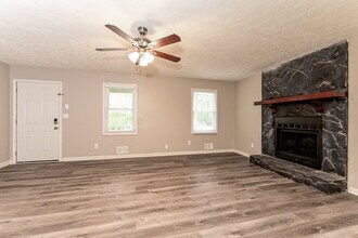 709 Cloudland Ct in Stockbridge, GA - Building Photo - Building Photo