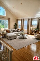 825 12th St in Santa Monica, CA - Building Photo