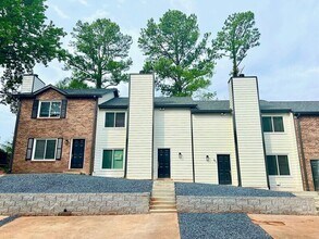 1344 N Hampton Rd in Alpharetta, GA - Building Photo - Building Photo