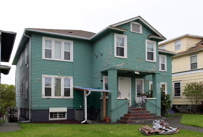 2406 Hoyt Ave in Everett, WA - Building Photo - Building Photo