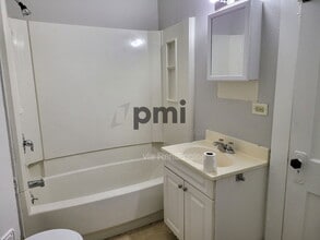 750 W Cushing St in Decatur, IL - Building Photo - Building Photo