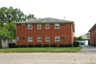 1340 Royalty Ct in Lexington, KY - Building Photo - Building Photo