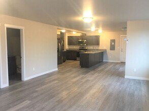 1021 Newell St in Bellingham, WA - Building Photo - Building Photo