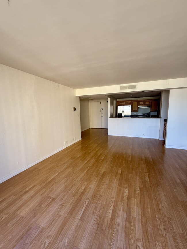 property at 10535 Wilshire Blvd