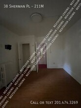 38 Sherman Pl in Jersey City, NJ - Building Photo - Building Photo