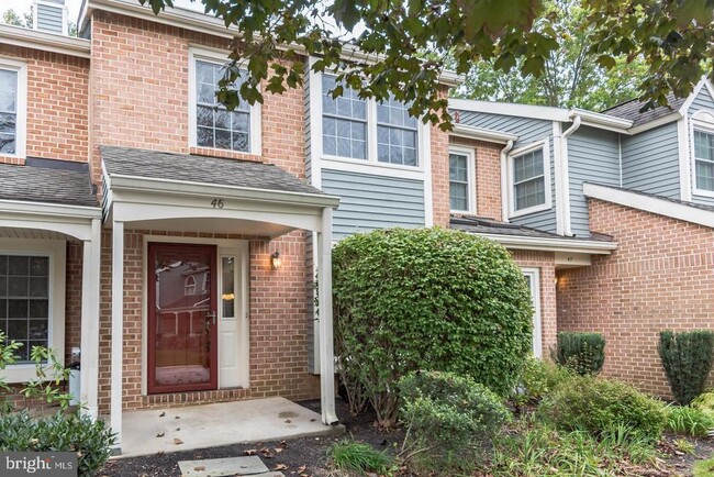 property at 46 Stonehurst Ct