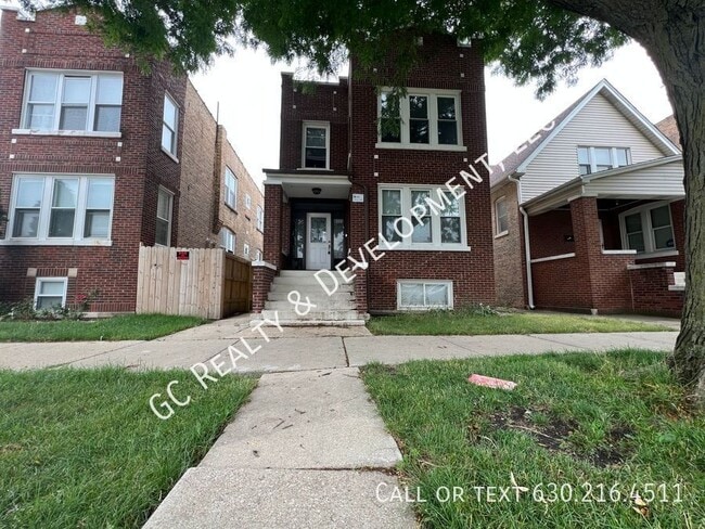 property at 4155 N Marmora Ave