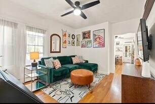 171 Brooks St in Boston, MA - Building Photo