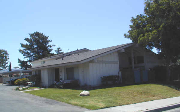 1564 Prather St in Simi Valley, CA - Foto de edificio - Building Photo