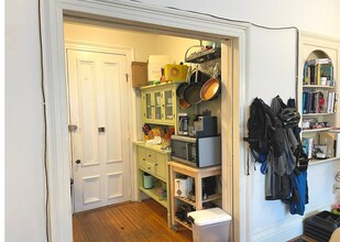509 Beacon St, Unit 1R in Boston, MA - Building Photo - Building Photo