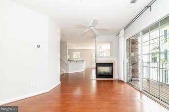 12715 Fair Crest Ct in Fairfax, VA - Building Photo - Building Photo