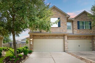 24606 Folkstone Cir in Katy, TX - Building Photo