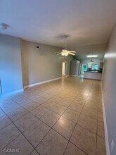 512 SE 6th Pl in Cape Coral, FL - Building Photo - Building Photo