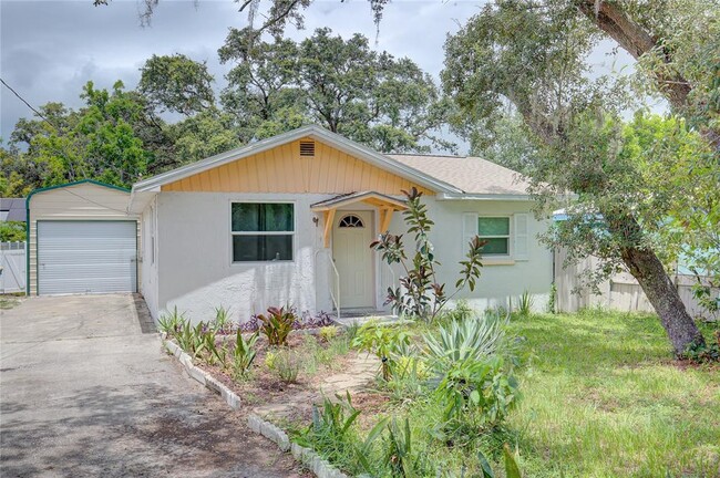 property at 1160 Sunset Point Rd