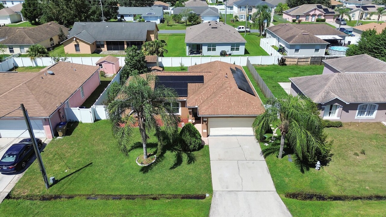 852 Marquis Ct in Kissimmee, FL - Building Photo