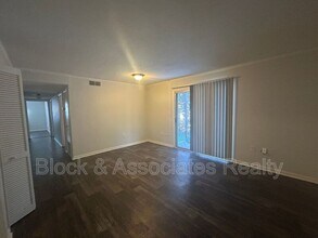 2250 Sunderland Rd in Winston-Salem, NC - Building Photo - Building Photo