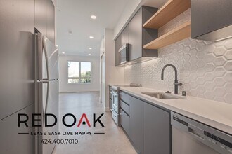 3450 W 43rd St in Los Angeles, CA - Building Photo - Building Photo