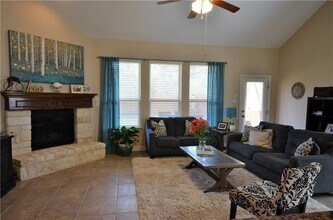 5629 Rio Chama Cove in Austin, TX - Building Photo - Building Photo