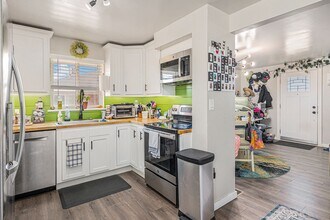 1641 Hopkins Dr in Denver, CO - Building Photo - Building Photo