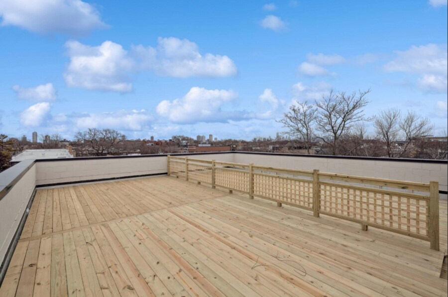 3409 N Bosworth Ave, Unit 1E in Chicago, IL - Building Photo