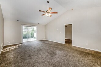 12659 Spurrington Way in Indianapolis, IN - Building Photo - Building Photo